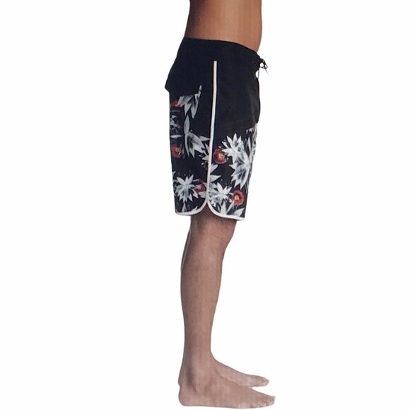 QUICKSILVER Crypt Scallop 20" Boardshorts - Picture 4 of 14